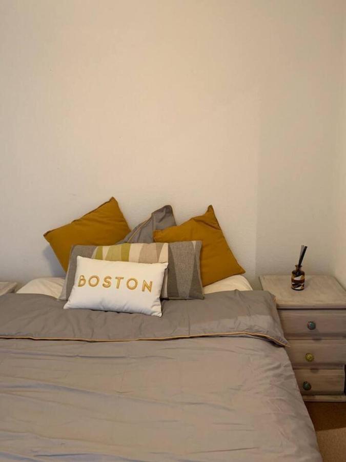 Charming 2-Bed Apartment In Arlesheim 15 Min Basel ภายนอก รูปภาพ